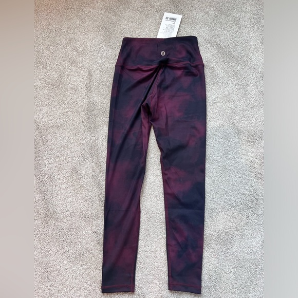 lululemon Swiftly Tech SS 2.0 Leggings - Picture 3 of 3